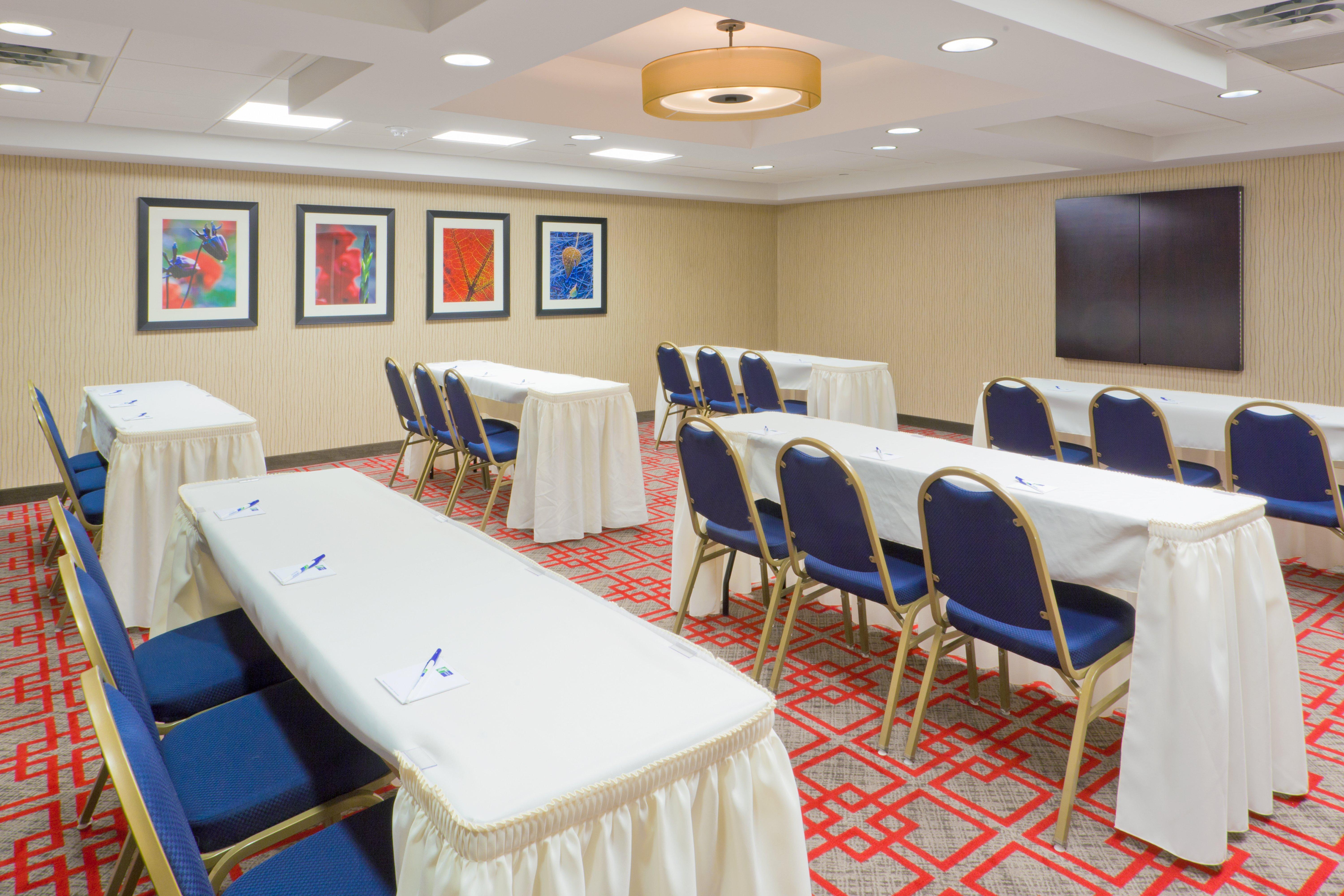 Holiday Inn Express - Neptune By Ihg Exterior foto
